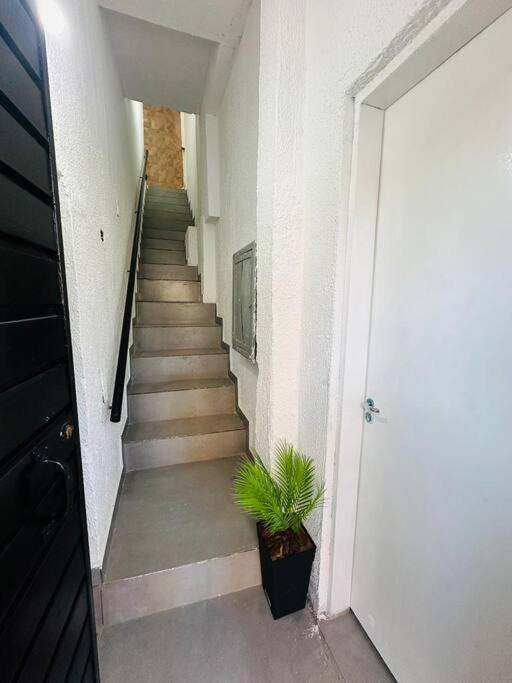 Aconchegante Mobiliado, Zn - Cod 02 Apartamento
